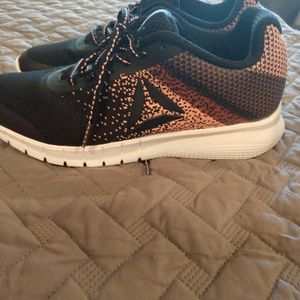Size 8 1/2 Reeboks.